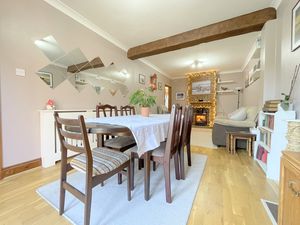 CHAPEL ROAD- click for photo gallery